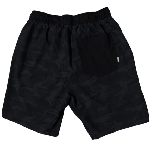 VUORI Men’s Black Camo Kore Short - Picture 5 of 13